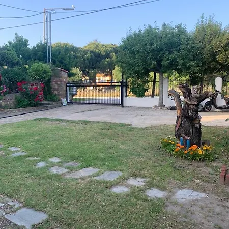 Petrino House * Néos Marmarás