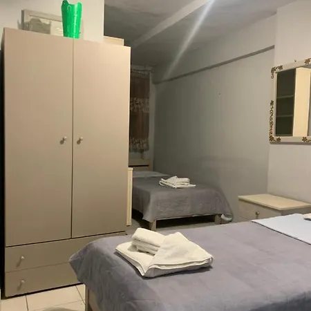 Petrino House Apartment Néos Marmarás